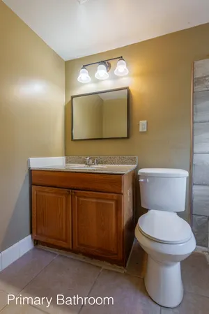 $2,295 | 3515 Northwest 8th Avenue, Gainesville, FL 32605