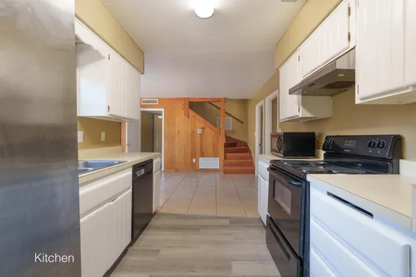 $2,295 | 3515 Northwest 8th Avenue, Gainesville, FL 32605