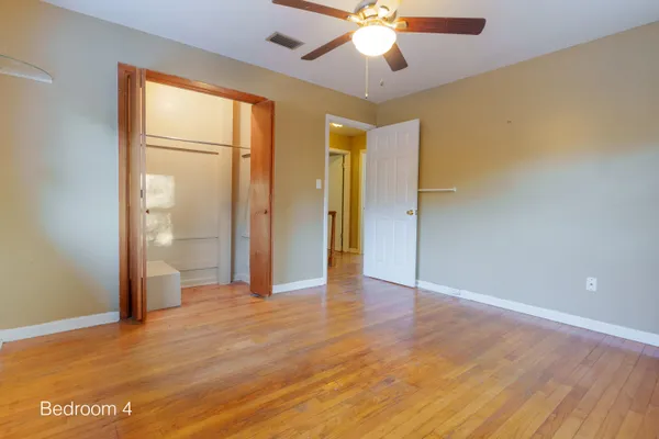 $2,295 | 3515 Northwest 8th Avenue, Gainesville, FL 32605