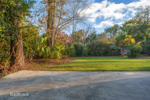 $2,295 | 3515 Northwest 8th Avenue, Gainesville, FL 32605