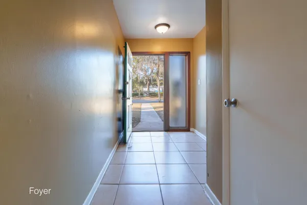 $2,295 | 3515 Northwest 8th Avenue, Gainesville, FL 32605