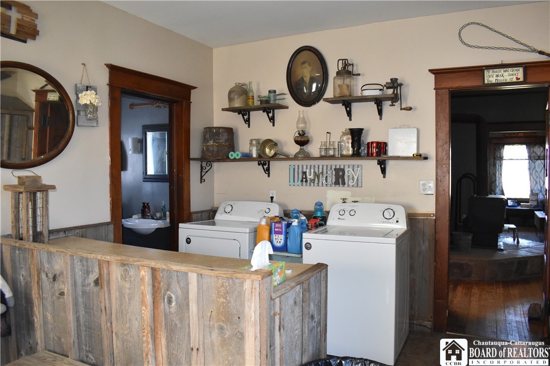 11580 Savage Road Sardinia, NY 14030 - Photo 4 of 29