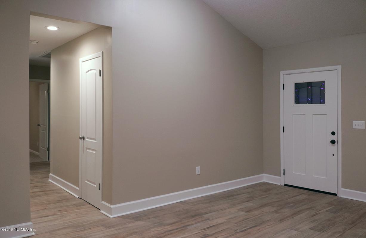 1405 Pinewood Road Jacksonville Beach, FL 32250 - Photo 3 of 15 David McLaughlin - pinewood 03
