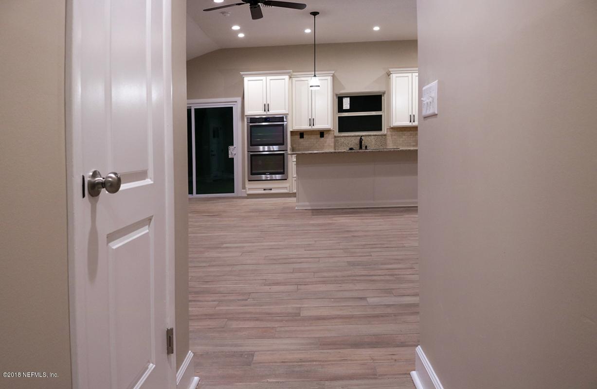 1405 Pinewood Road Jacksonville Beach, FL 32250 - Photo 6 of 15 David McLaughlin - pinewood 06