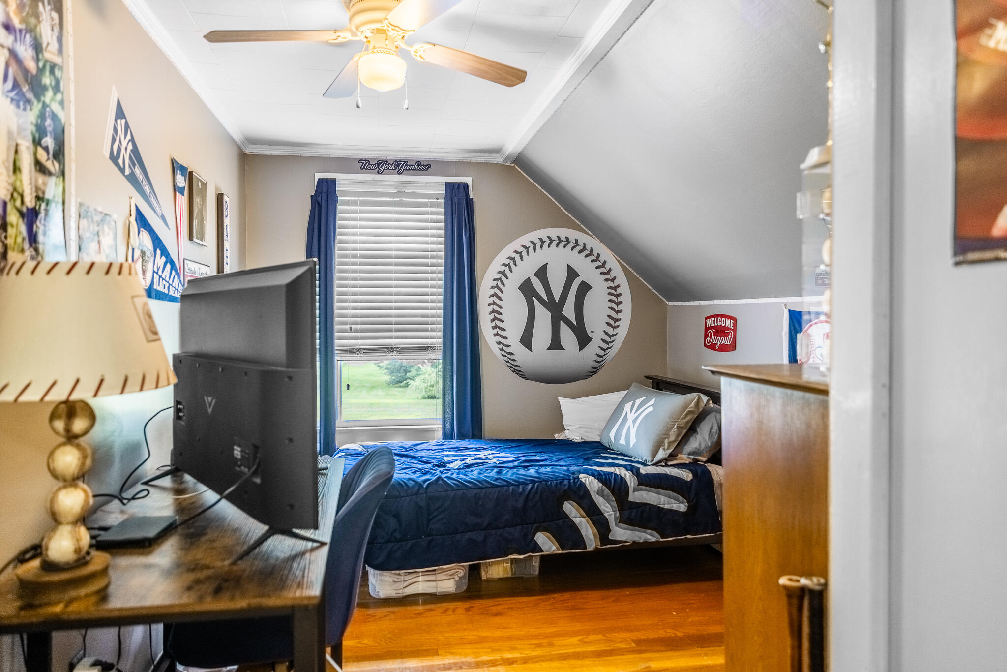 819 Coldbrook Road Hermon, ME 04401 - Photo 23 of 34 Coldbrook Interiors-9