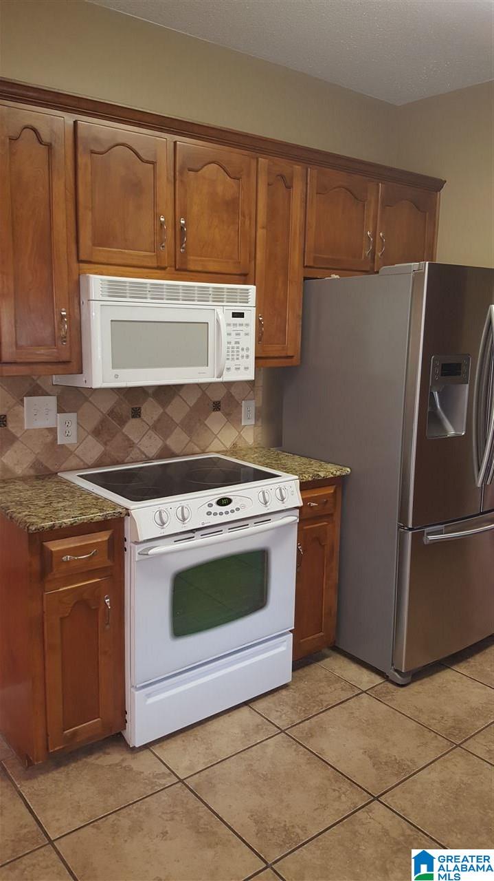 112 Grande View Circle Alabaster, AL 35114 - Photo 5 of 29