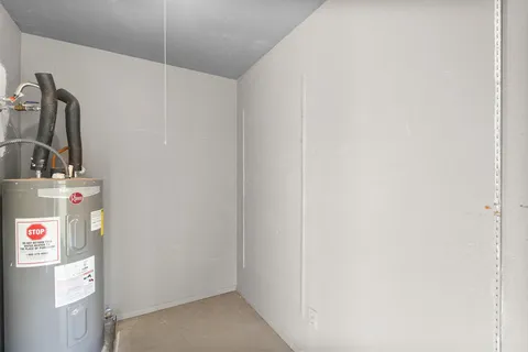 $160,000 | 14515 Wunderlich Drive, Unit 1413, Houston, TX 77069