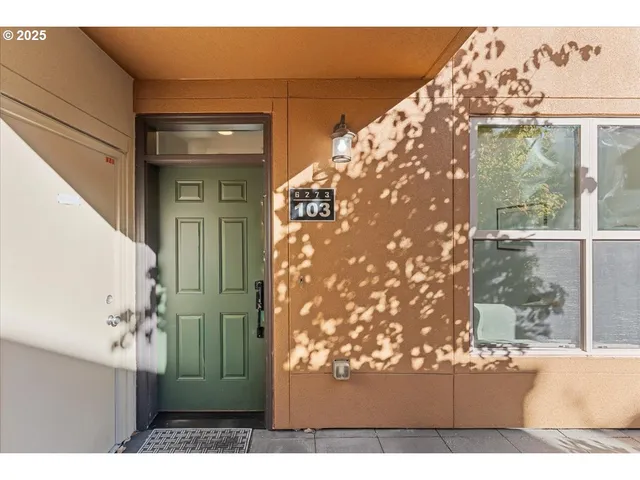 $424,900 | 6273 Northeast Carillion Drive, Hillsboro, OR 97124