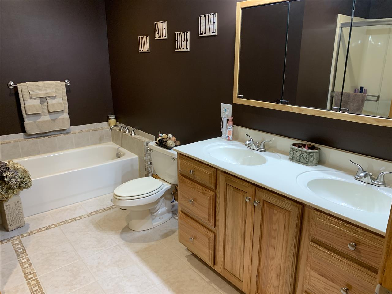 5676 East St Charles Road Ithaca, MI 48847 - Photo 16 of 55 1879557-15.JPG