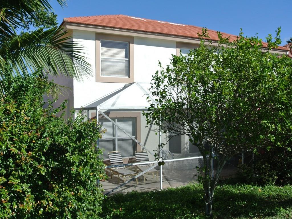 10672 Oak Lake Way Boca Raton, FL 33498 - Photo 22 of 33 Rear - 10672 Oak Lake Way