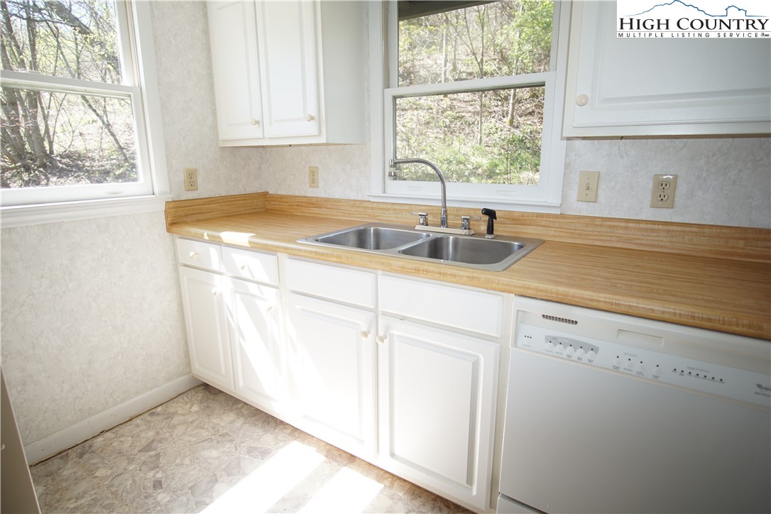 276 Stella Taylor Road Boone, NC 28607 - Photo 18 of 28 Gallery Image 18