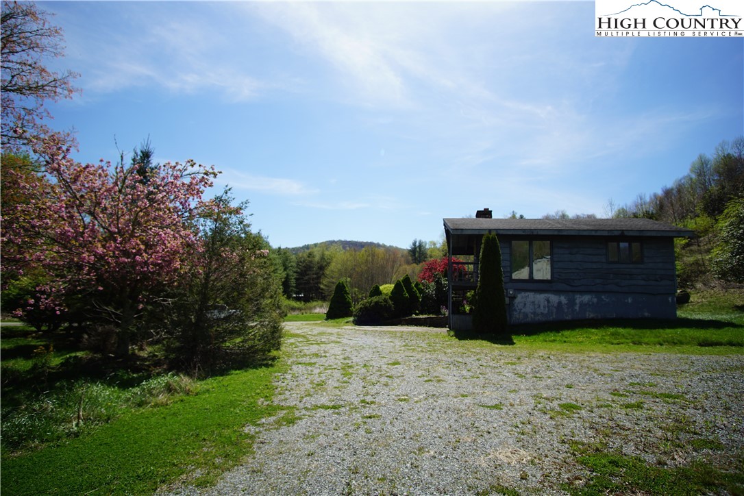 276 Stella Taylor Road Boone, NC 28607 - Photo 9 of 28 Gallery Image 9
