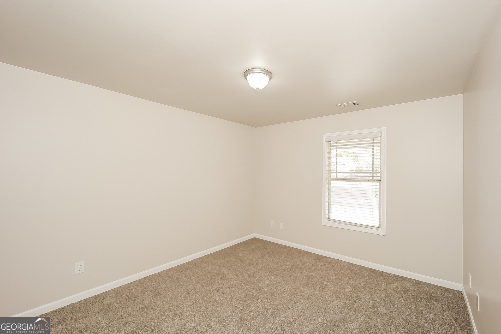 7685 Battle Way Fairburn, GA 30213 - Photo 11 of 17