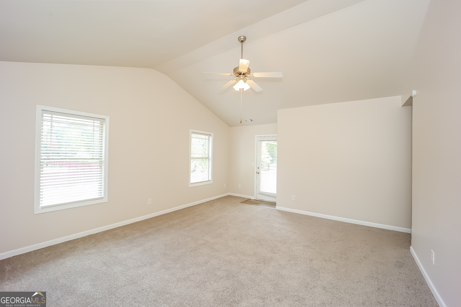 7685 Battle Way Fairburn, GA 30213 - Photo 8 of 17