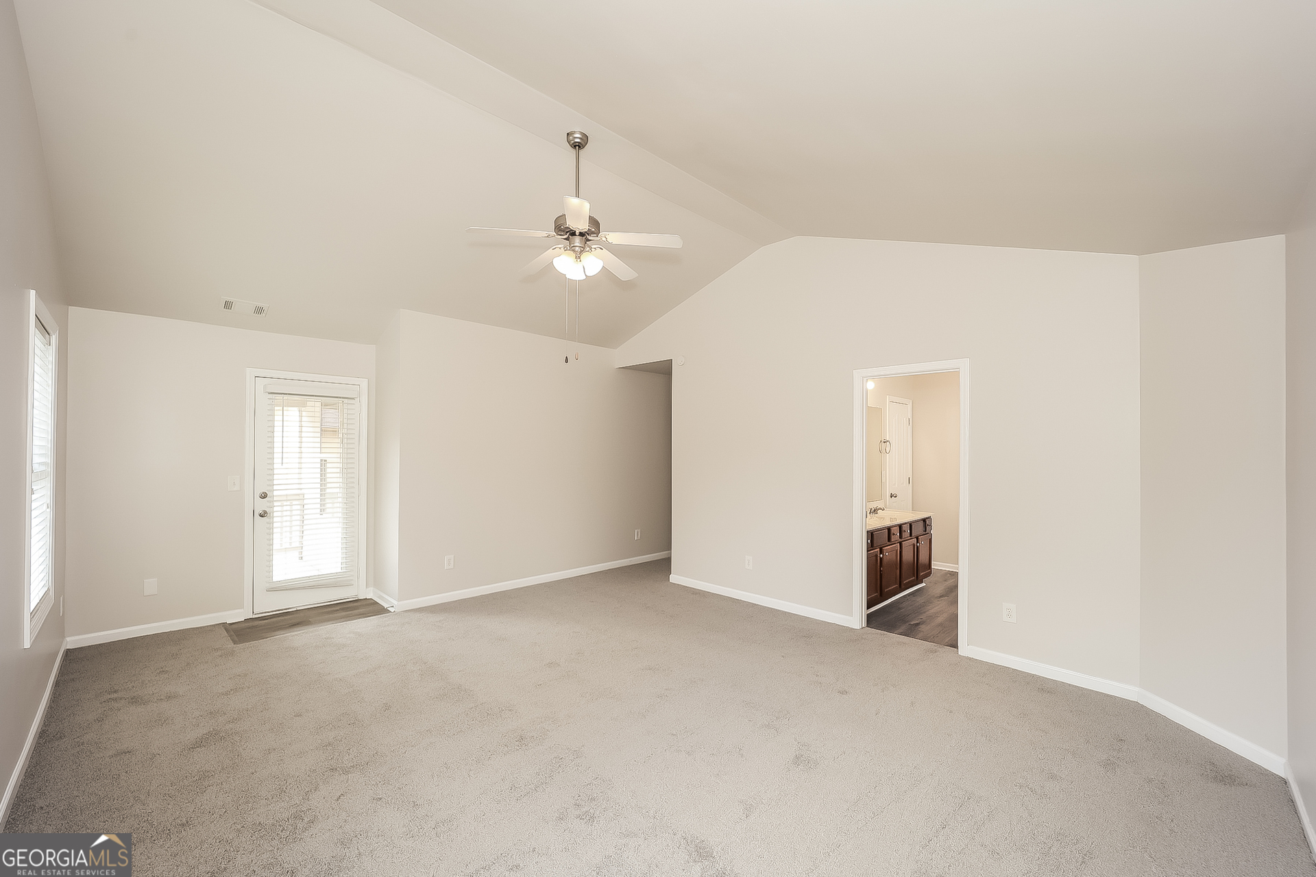 7685 Battle Way Fairburn, GA 30213 - Photo 9 of 17