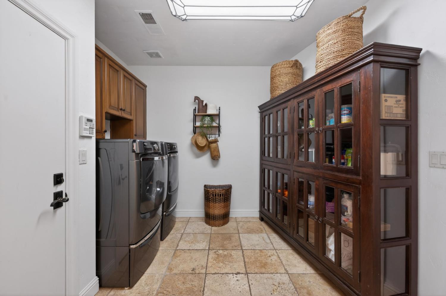 601 Decatur Avenue Clovis, CA 93611 - Photo 38 of 62