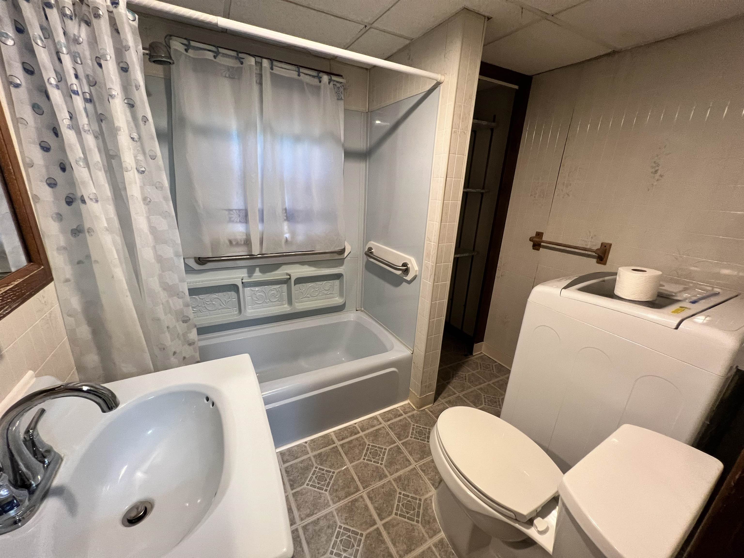 50 Main Street Hooksett, NH 03106 - Photo 16 of 40