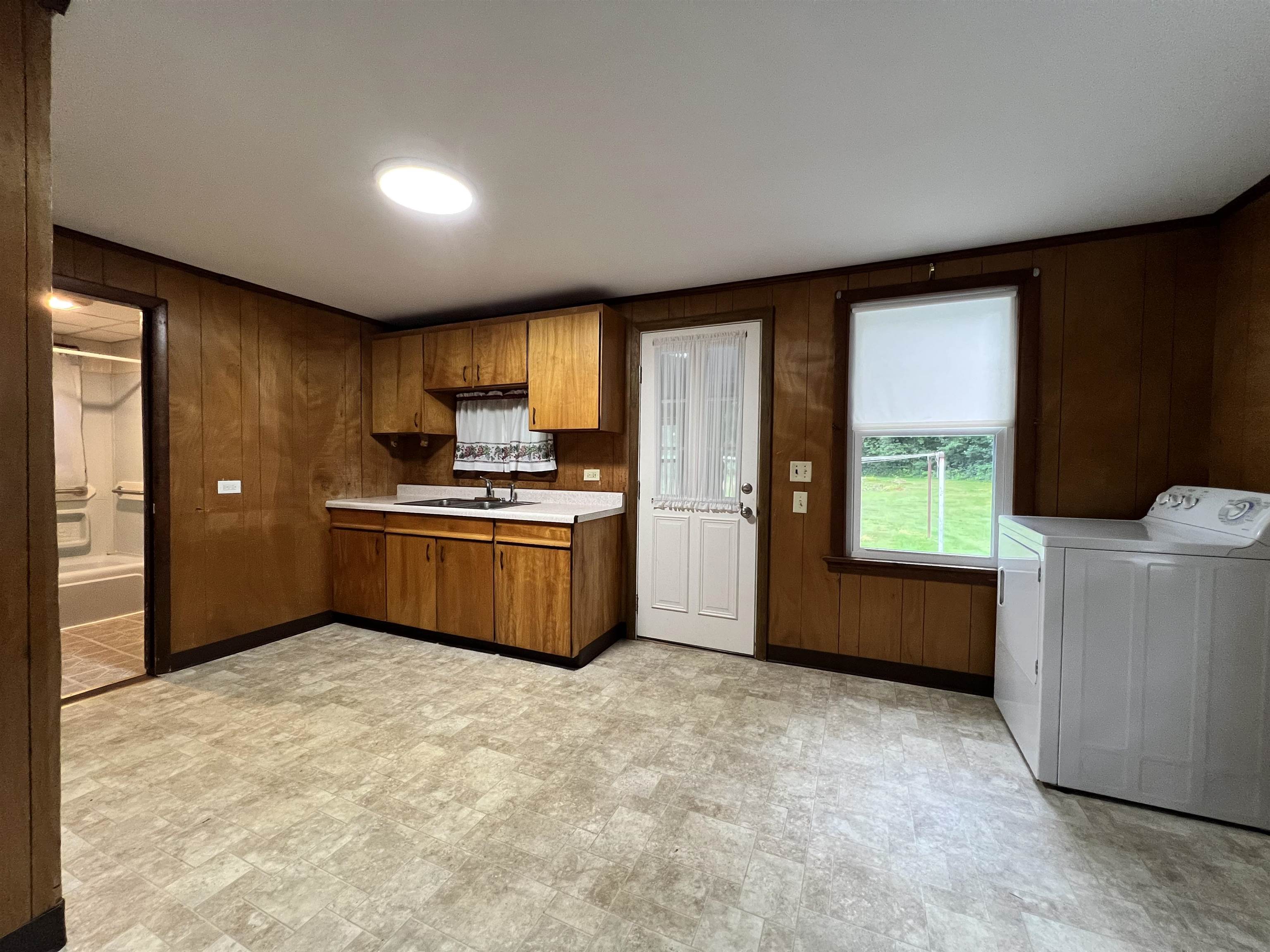 50 Main Street Hooksett, NH 03106 - Photo 20 of 40