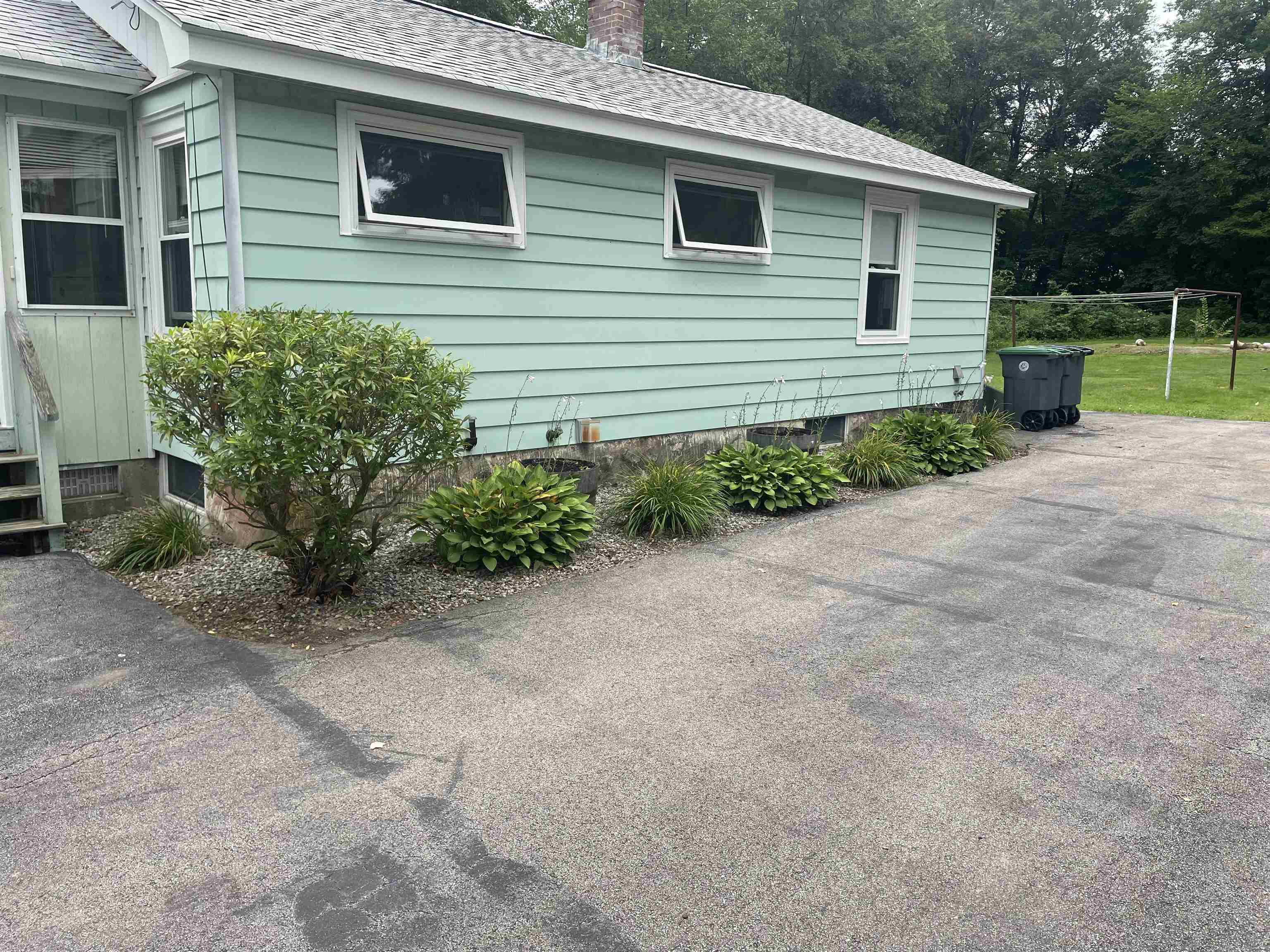 50 Main Street Hooksett, NH 03106 - Photo 2 of 40