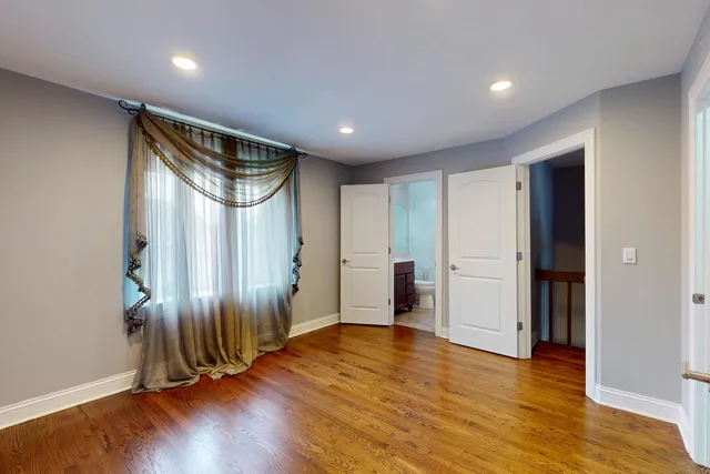 $2,700 | 333 Redwing Drive, Deerfield, IL 60015