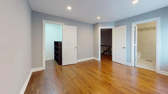 $2,700 | 333 Redwing Drive, Deerfield, IL 60015