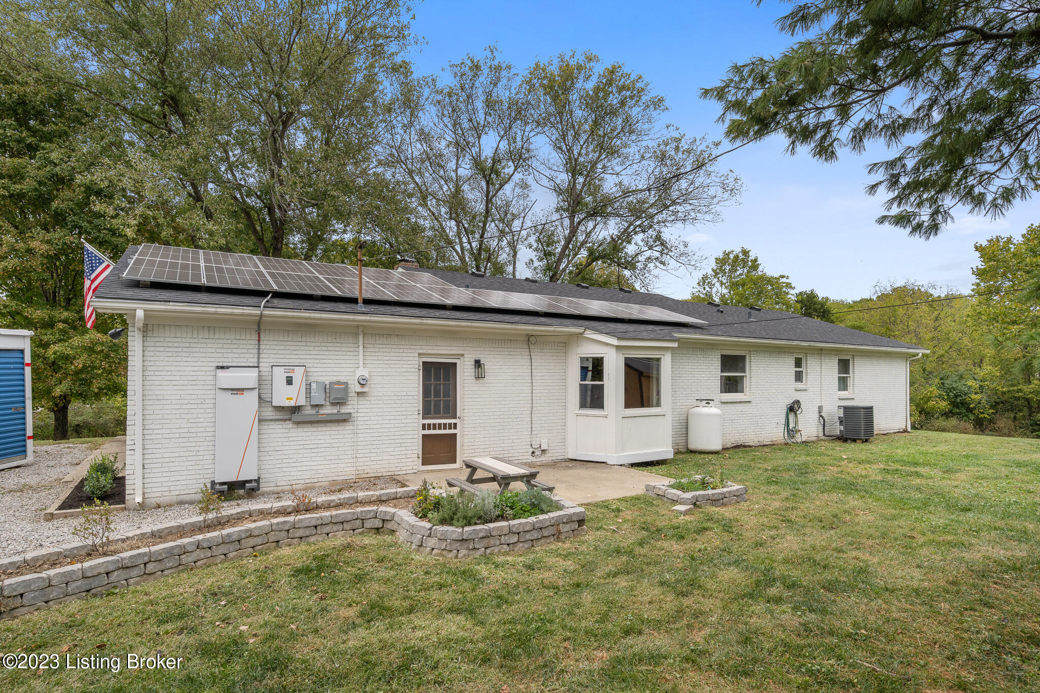178 Hickory Ridge Road Waddy, KY 40076 - Photo 39 of 46 178 Hickory Ridge Rd-45