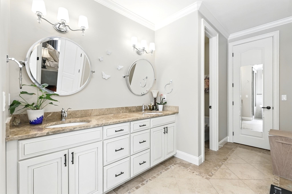 19 Peach Tree Road East Longmeadow, MA 01028 - Photo 20 of 42 Gallery Image 20
