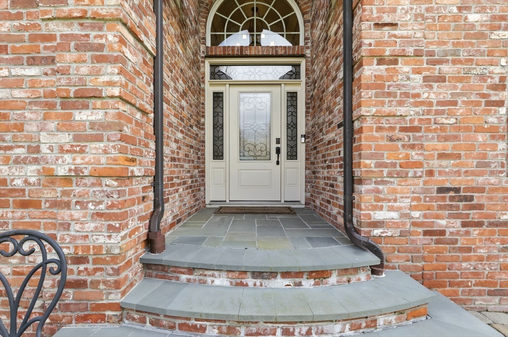 19 Peach Tree Road East Longmeadow, MA 01028 - Photo 3 of 42 Gallery Image 3