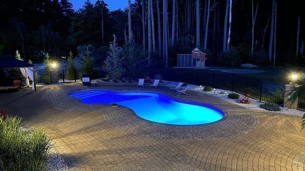 19 Peach Tree Road East Longmeadow, MA 01028 - Photo 36 of 42 Gallery Image 36