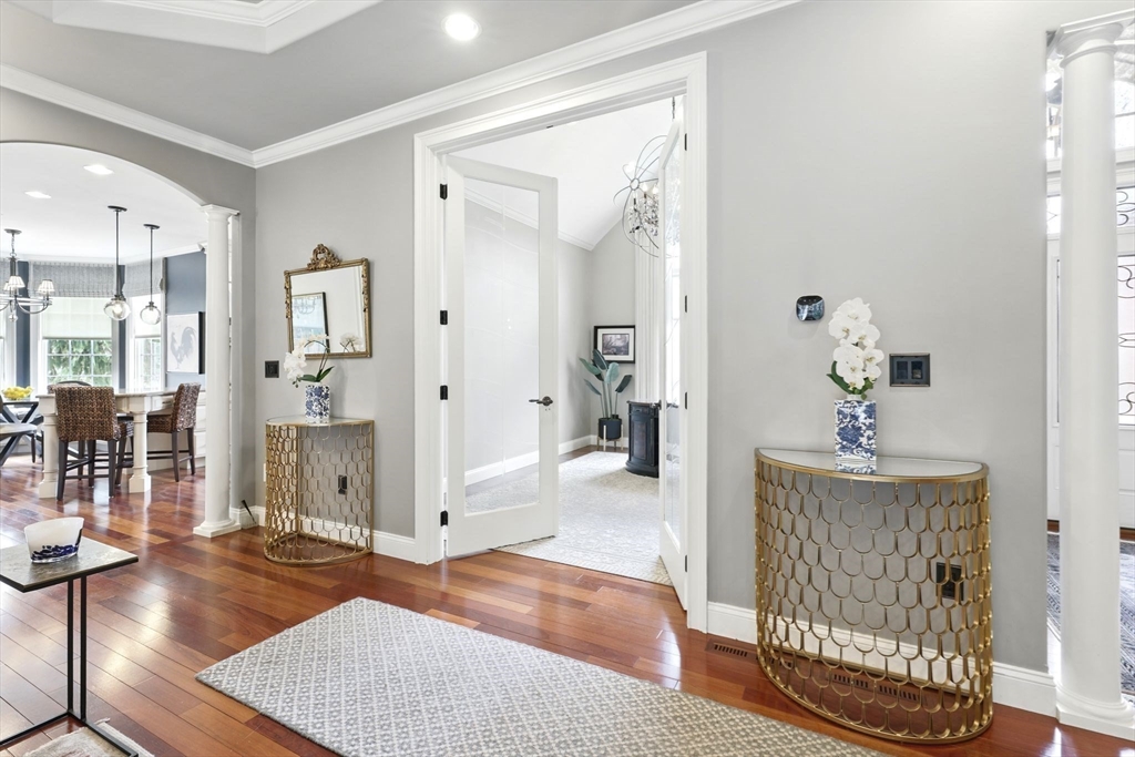 19 Peach Tree Road East Longmeadow, MA 01028 - Photo 5 of 42 Gallery Image 5