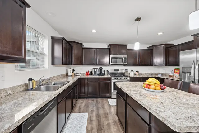 $479,900 | 1978 Stapleton Road, New Lenox, IL 60451