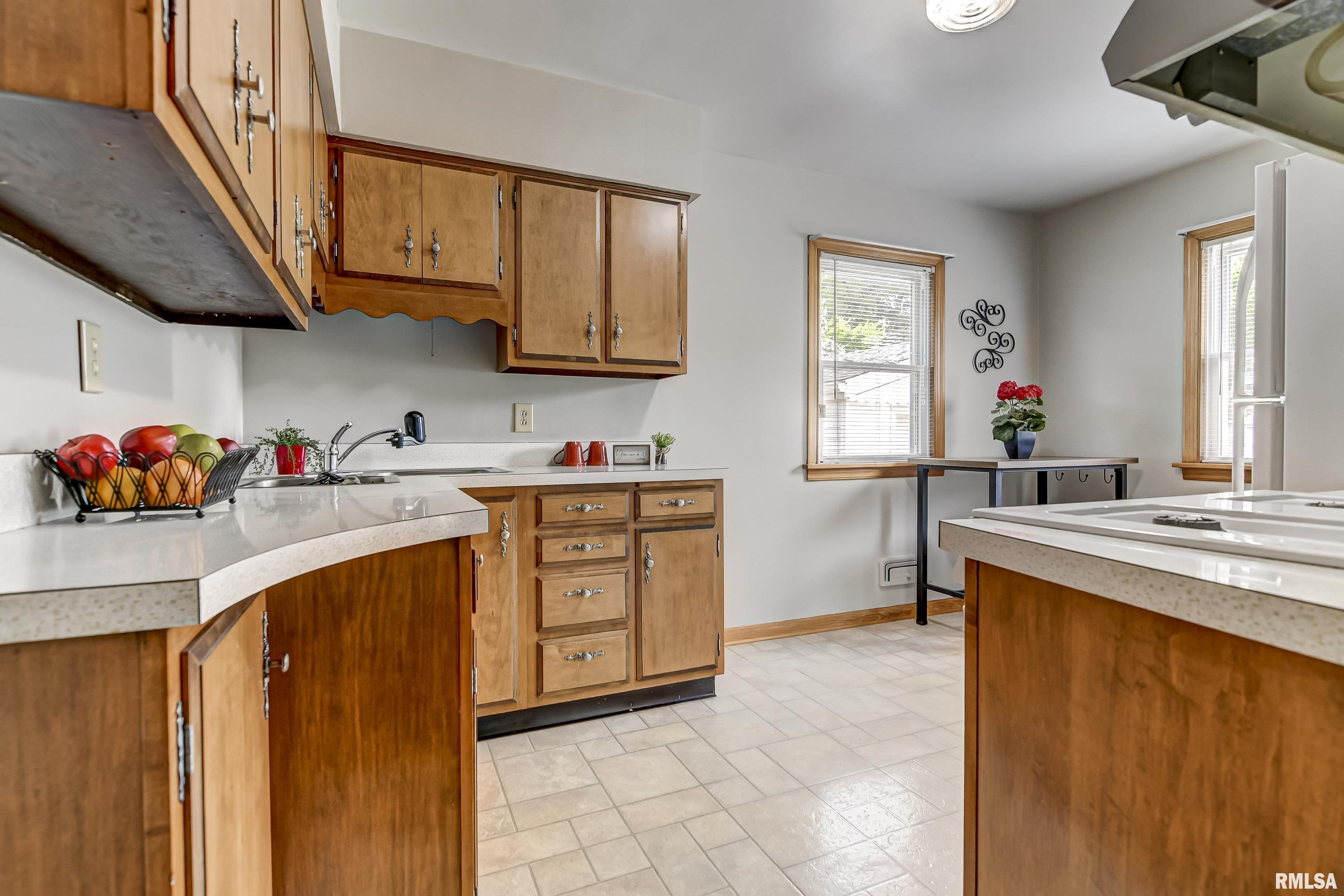 1416 North Wesley Street Springfield, IL 62702 - Photo 7 of 29