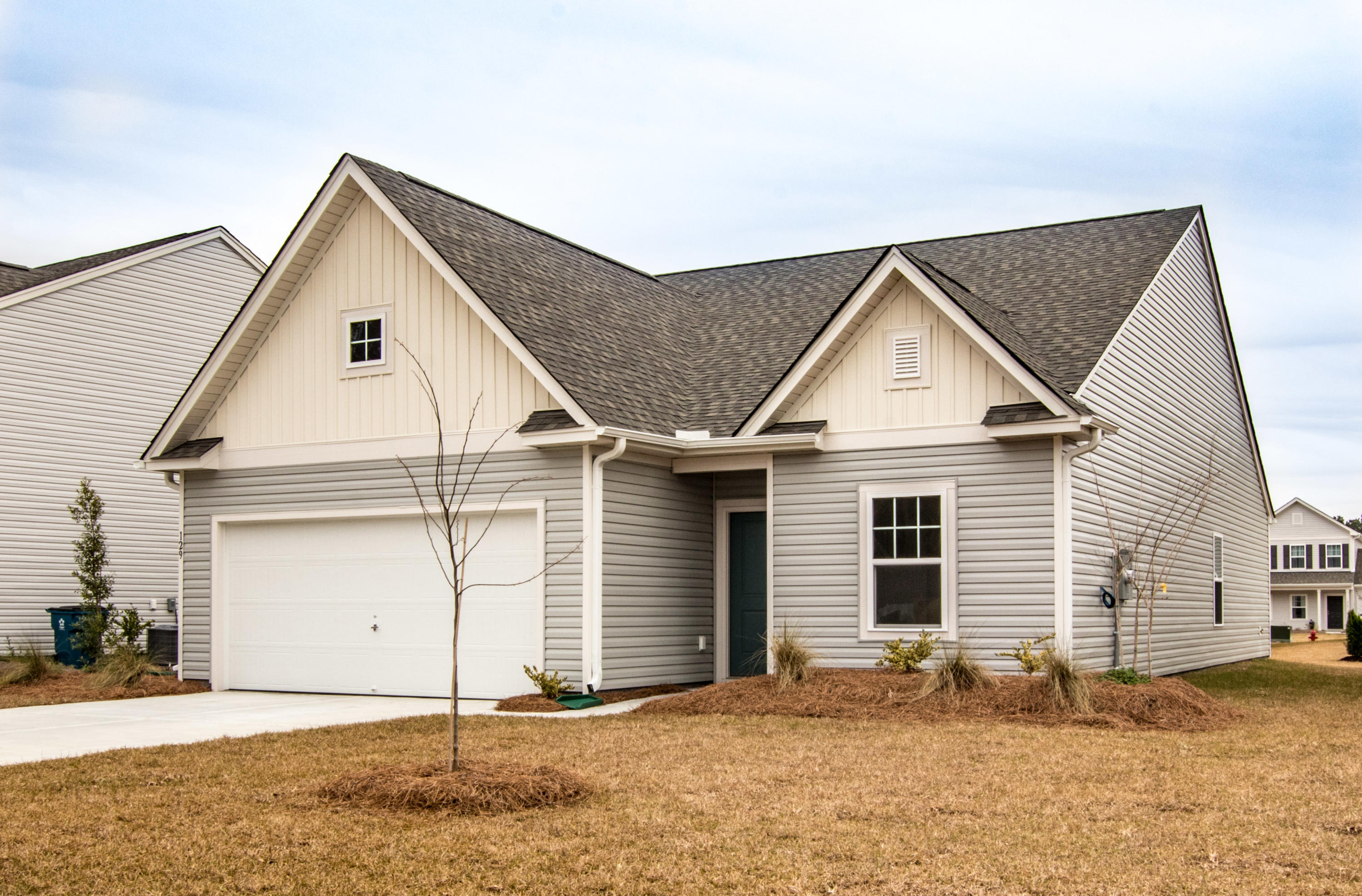 129 Rockingham Way Moncks Corner, SC 29461 - Photo 4 of 29 steeple chase 61-4