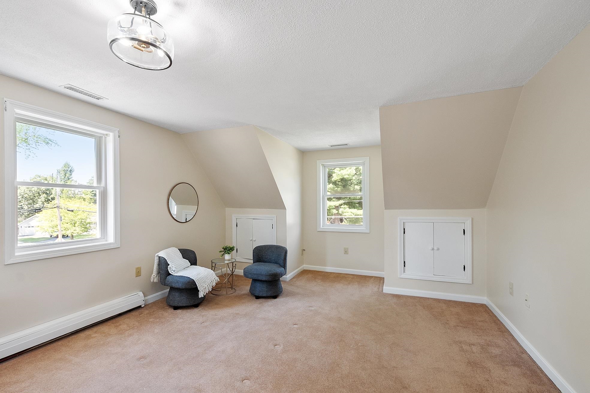 33 Thornton Road Nashua, NH 03063 - Photo 21 of 36