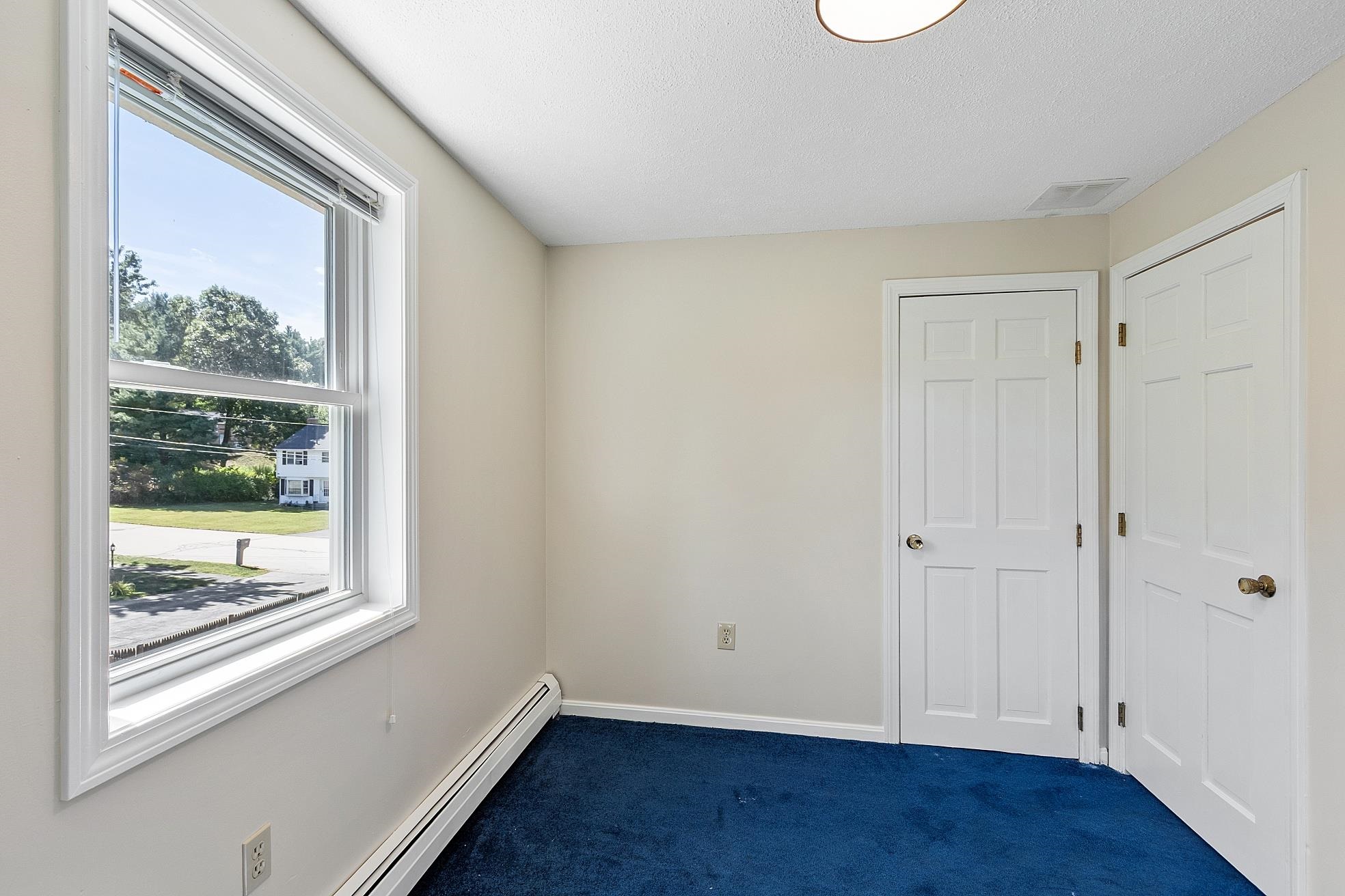 33 Thornton Road Nashua, NH 03063 - Photo 25 of 36