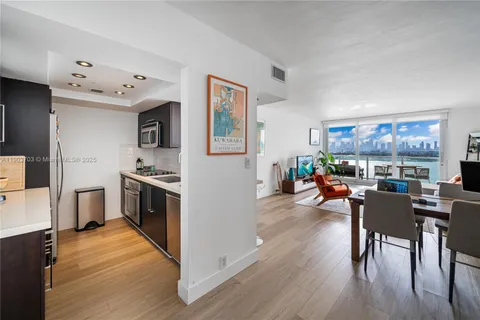 $4,300 | 1000 West Avenue, Unit 1116, Miami Beach, FL 33139