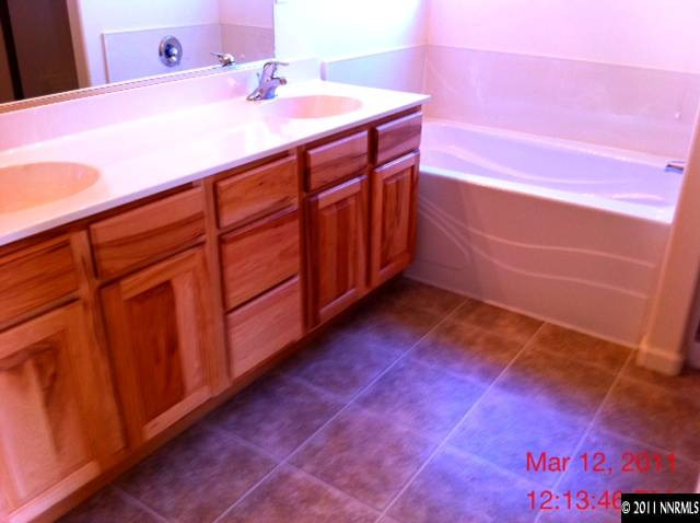 969 Maple Way Fallon, NV 89406 - Photo 8 of 10 Photo 8