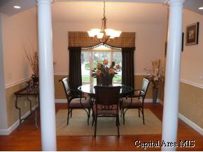 5225 Crane Drive Springfield, IL 62711 - Photo 3 of 9 Gallery Image 3