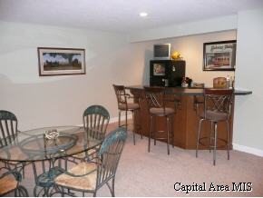 5225 Crane Drive Springfield, IL 62711 - Photo 7 of 9 Gallery Image 7