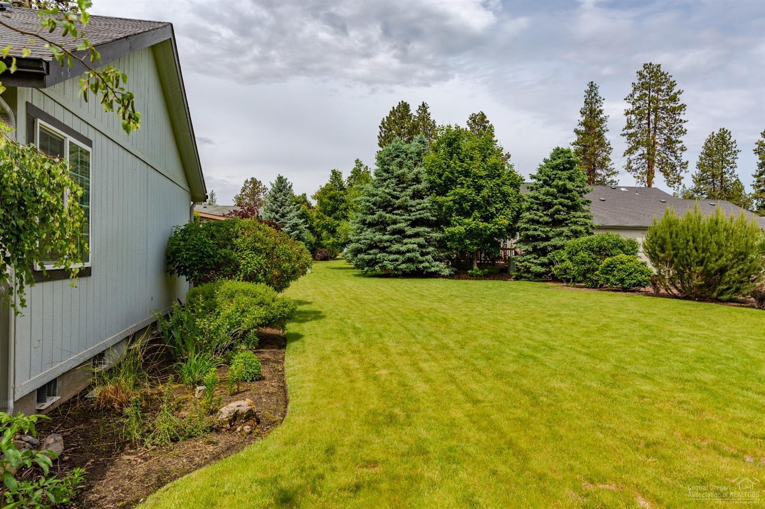1006 West Collier Glacier Drive Sisters, OR 97759 - Photo 21 of 21 Gallery Image 21