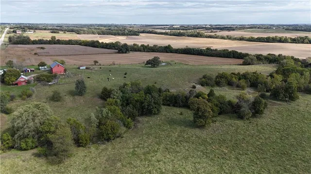 $315,000 | 18003 159th Highway, Horton, KS 66439