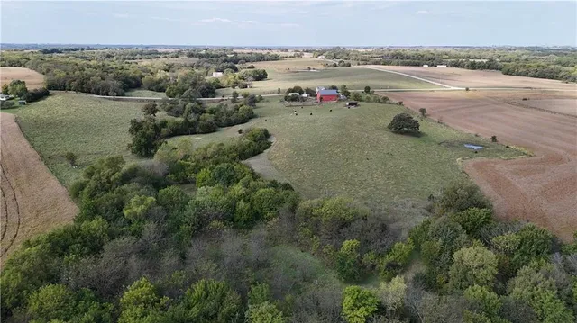 $315,000 | 18003 159th Highway, Horton, KS 66439