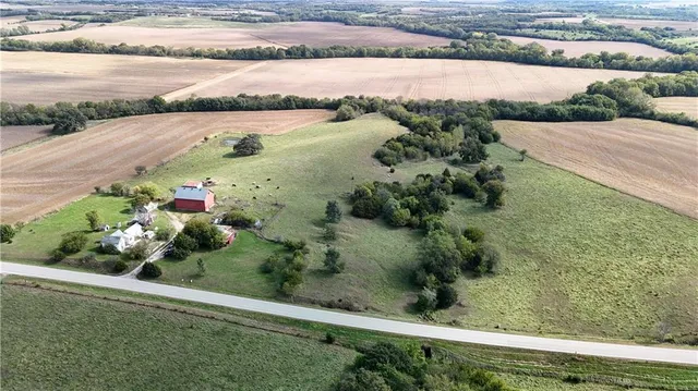 $315,000 | 18003 159th Highway, Horton, KS 66439