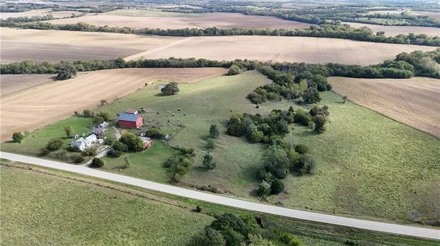 $315,000 | 18003 159th Highway, Horton, KS 66439