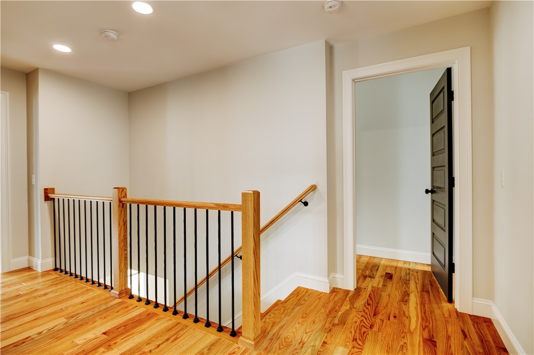 212 St Louis Avenue Woonsocket, RI 02895 - Photo 16 of 34