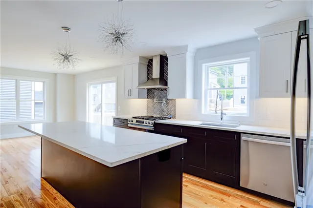 $669,900 | 212 St Louis Avenue, Woonsocket, RI 02895