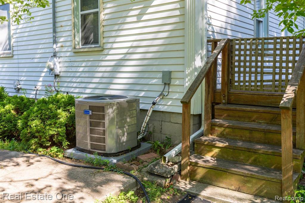 11837 Pardee Road Taylor, MI 48180 - Photo 49 of 54