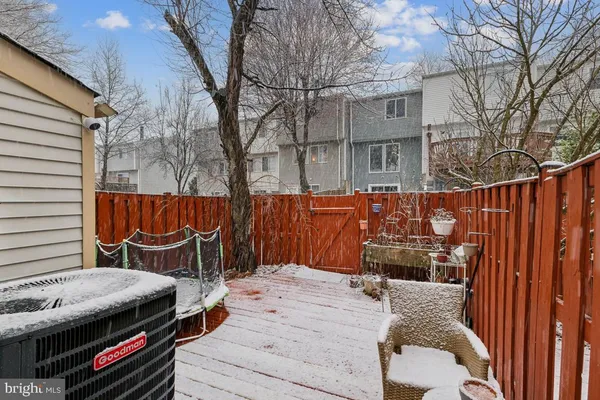 $424,900 | 8621 Kenosha Court, Lorton, VA 22079