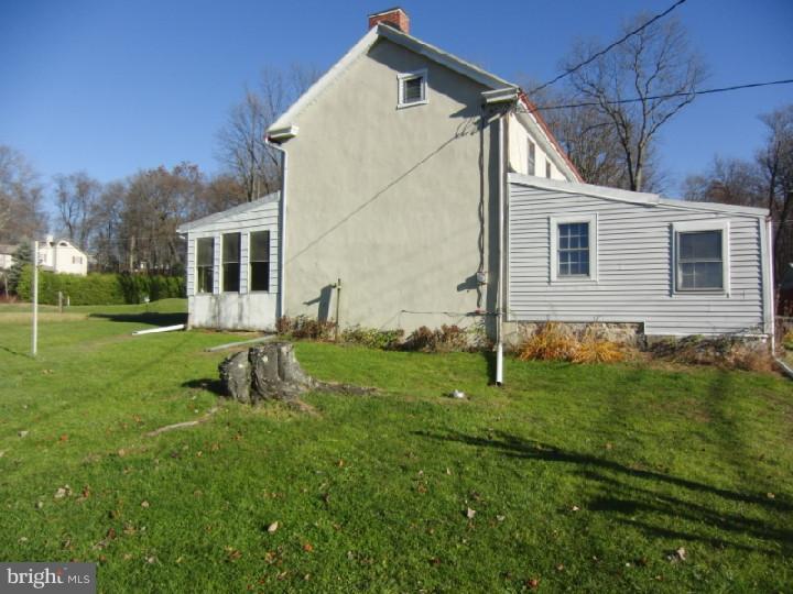 204 Forgedale Road Barto, PA 19504 - Photo 1 of 23 Exterior Side