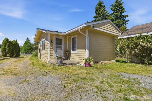 $325,000 | 8516 Pepperidge Lane Southeast, Yelm, WA 98597